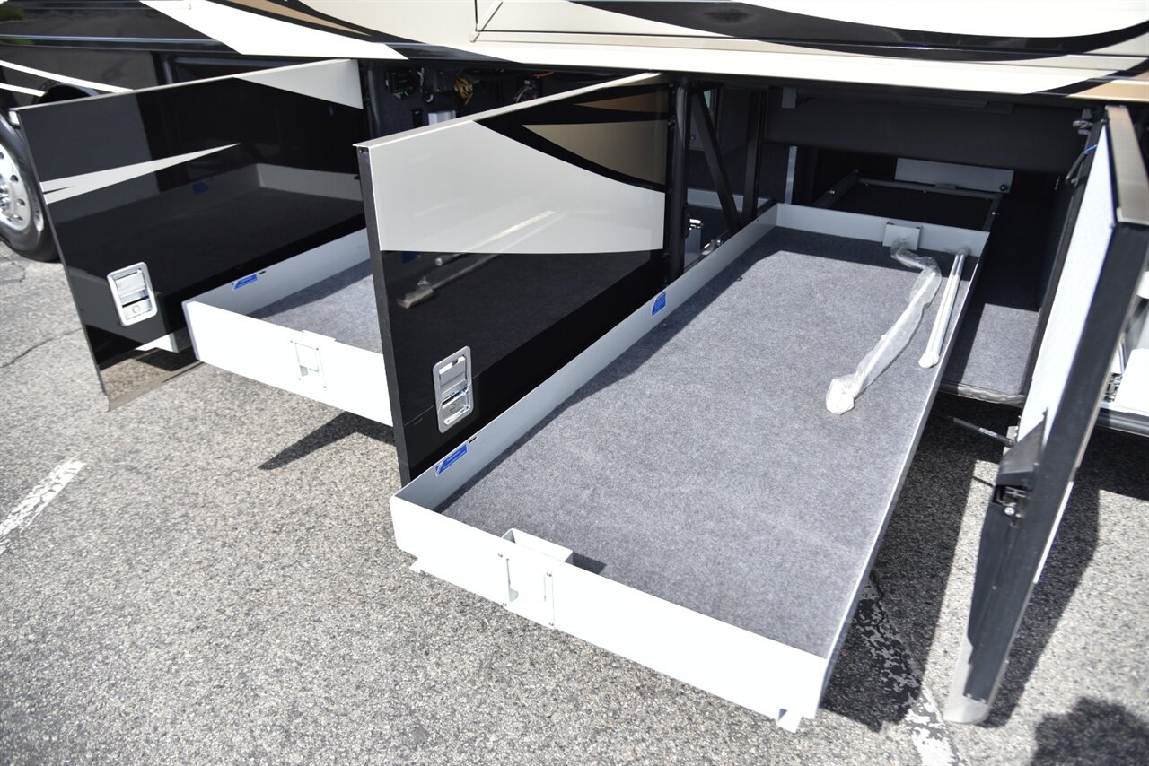 2020 Newmar Dutch Star 4081 - Photo 20 - Orange, CA 92867
