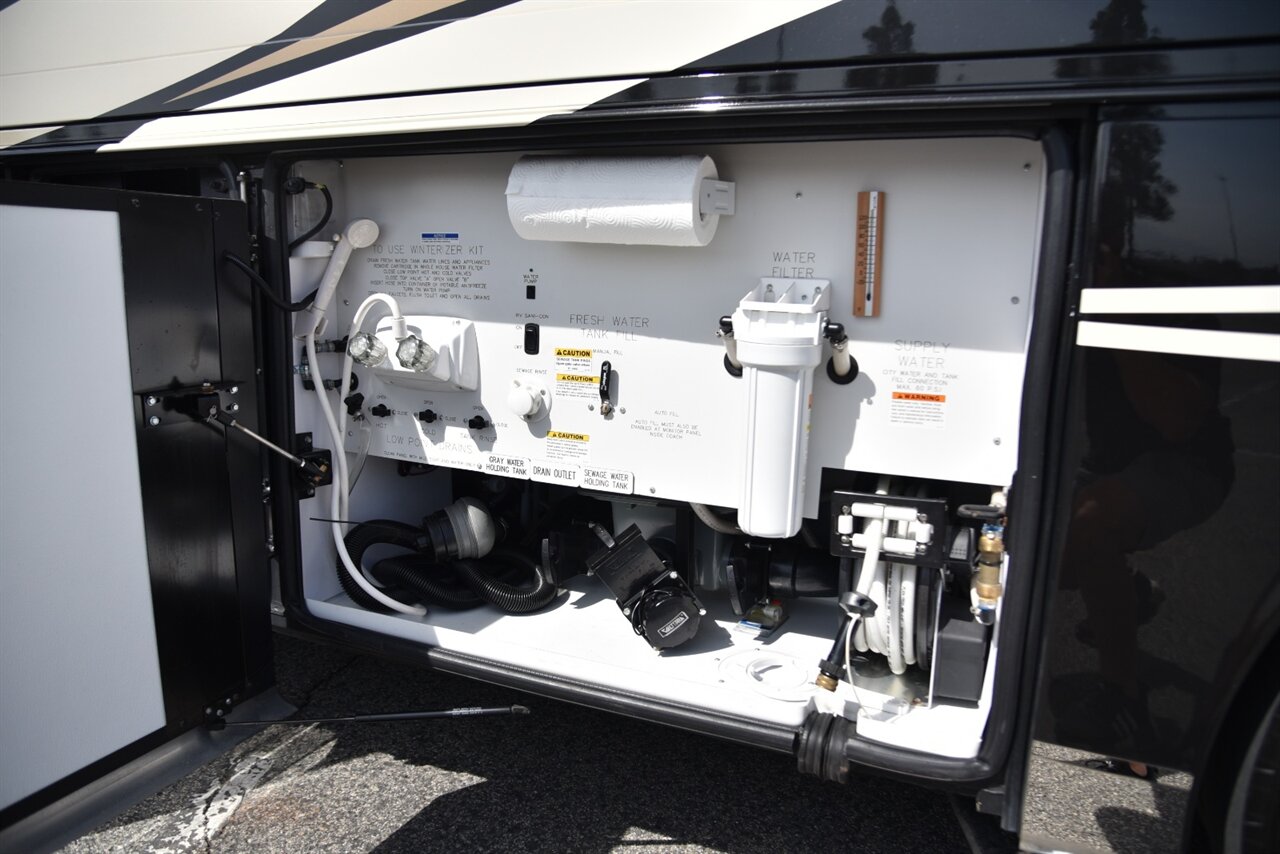 2020 Newmar Dutch Star 4081 - Photo 35 - Orange, CA 92867