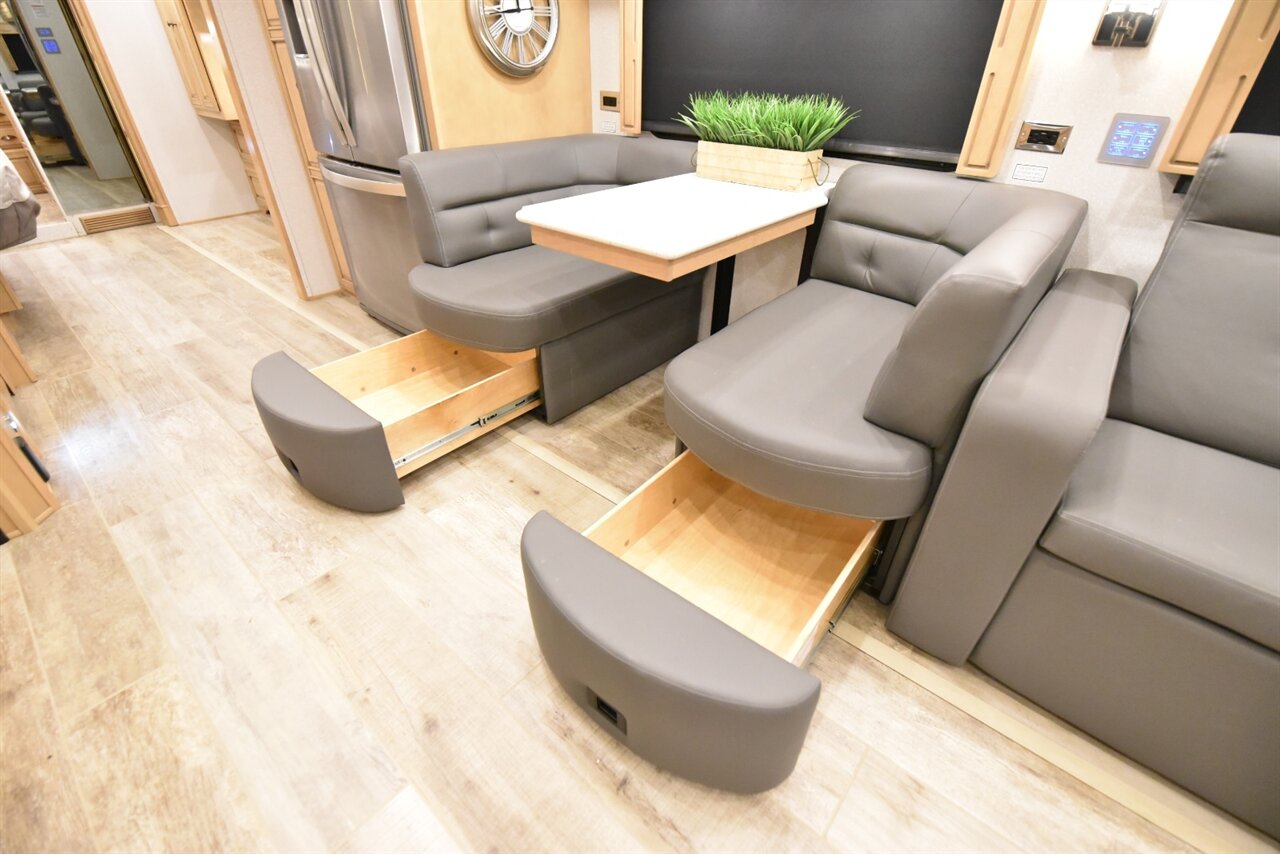 2020 Newmar Dutch Star 4081 - Photo 54 - Orange, CA 92867