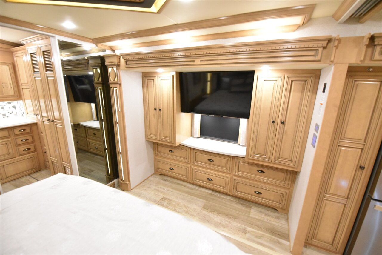 2020 Newmar Dutch Star 4081 - Photo 63 - Orange, CA 92867