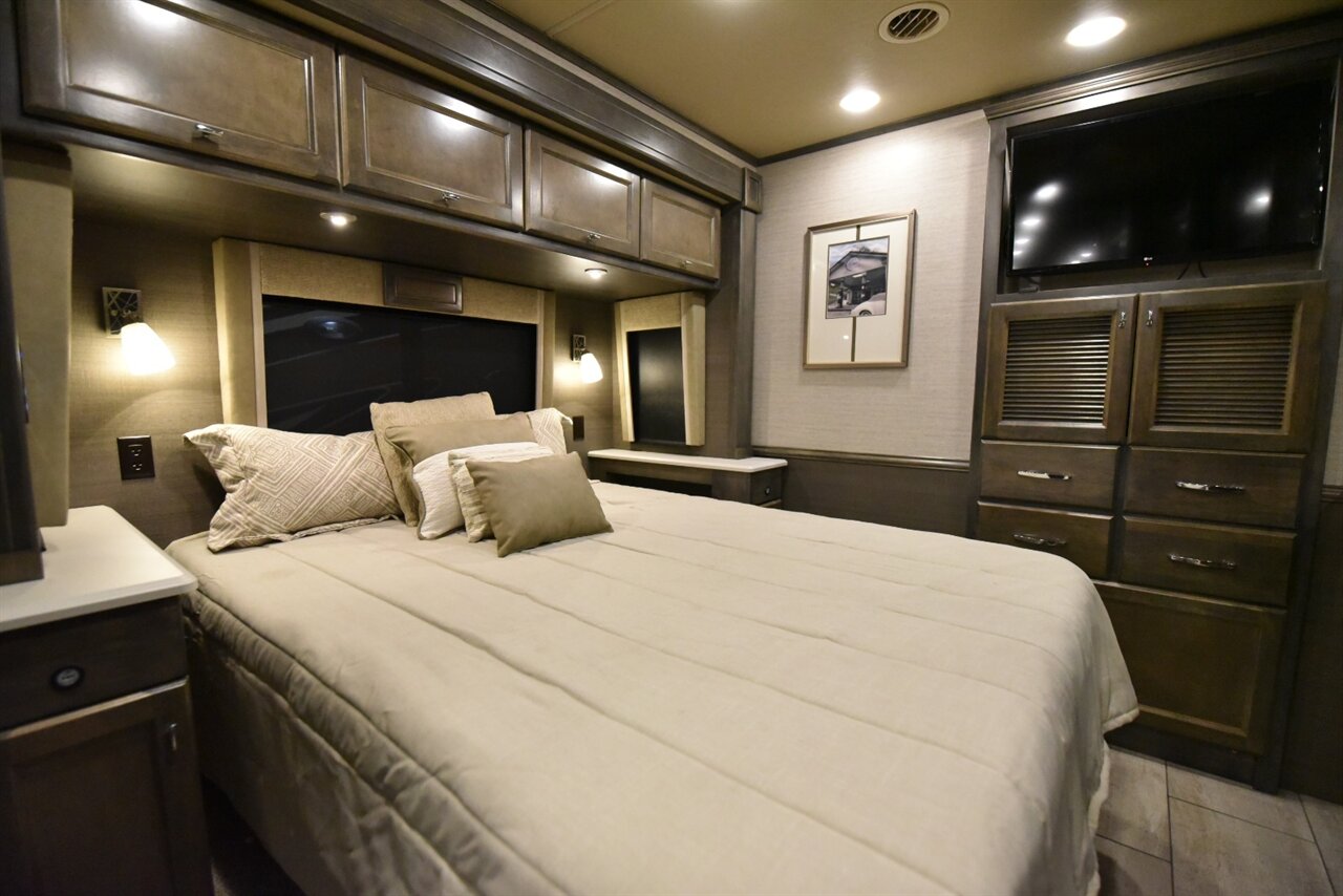 2022 Tiffin Allegro Open Road   - Photo 24 - Orange, CA 92867
