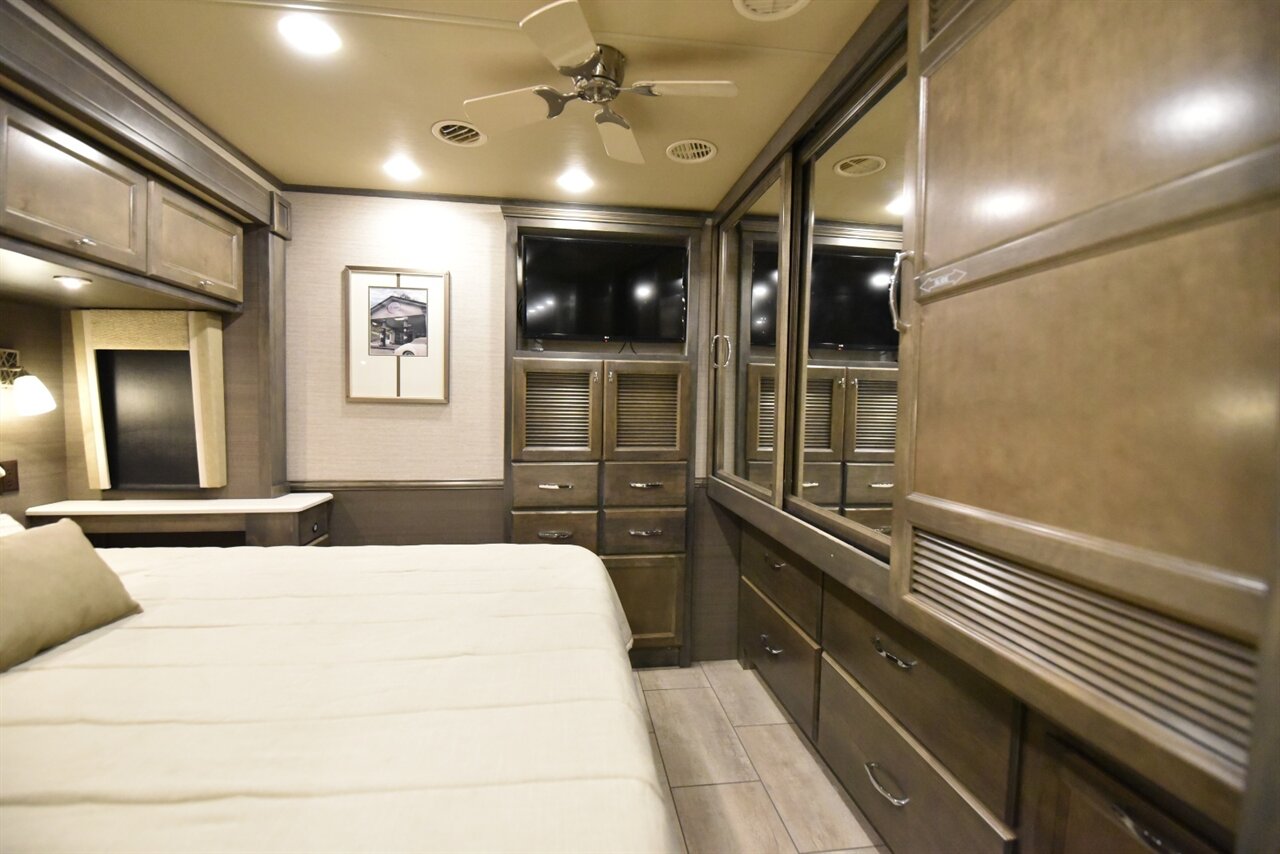 2022 Tiffin Allegro Open Road   - Photo 23 - Orange, CA 92867