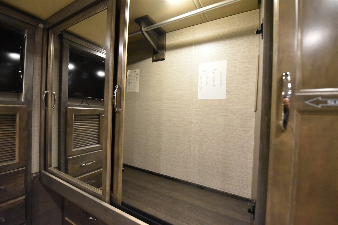 2022 Tiffin Allegro Open Road   - Photo 30 - Orange, CA 92867