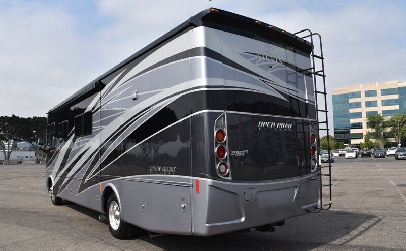 2022 Tiffin Allegro Open Road   - Photo 3 - Orange, CA 92867