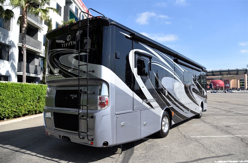 2016 Tiffin Phaeton 36GH   - Photo 2 - Orange, CA 92867