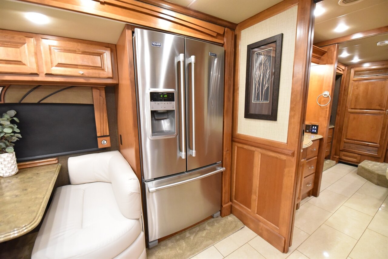 2016 Tiffin Phaeton 36GH   - Photo 58 - Orange, CA 92867