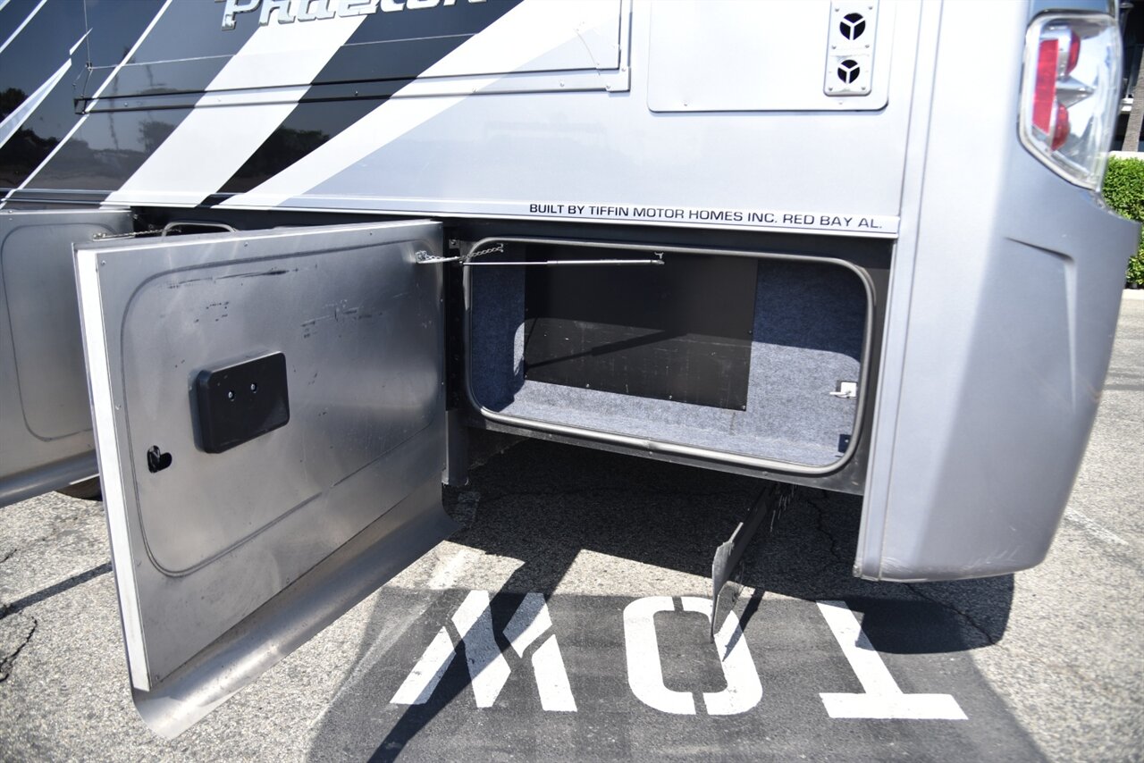 2016 Tiffin Phaeton 36GH   - Photo 35 - Orange, CA 92867