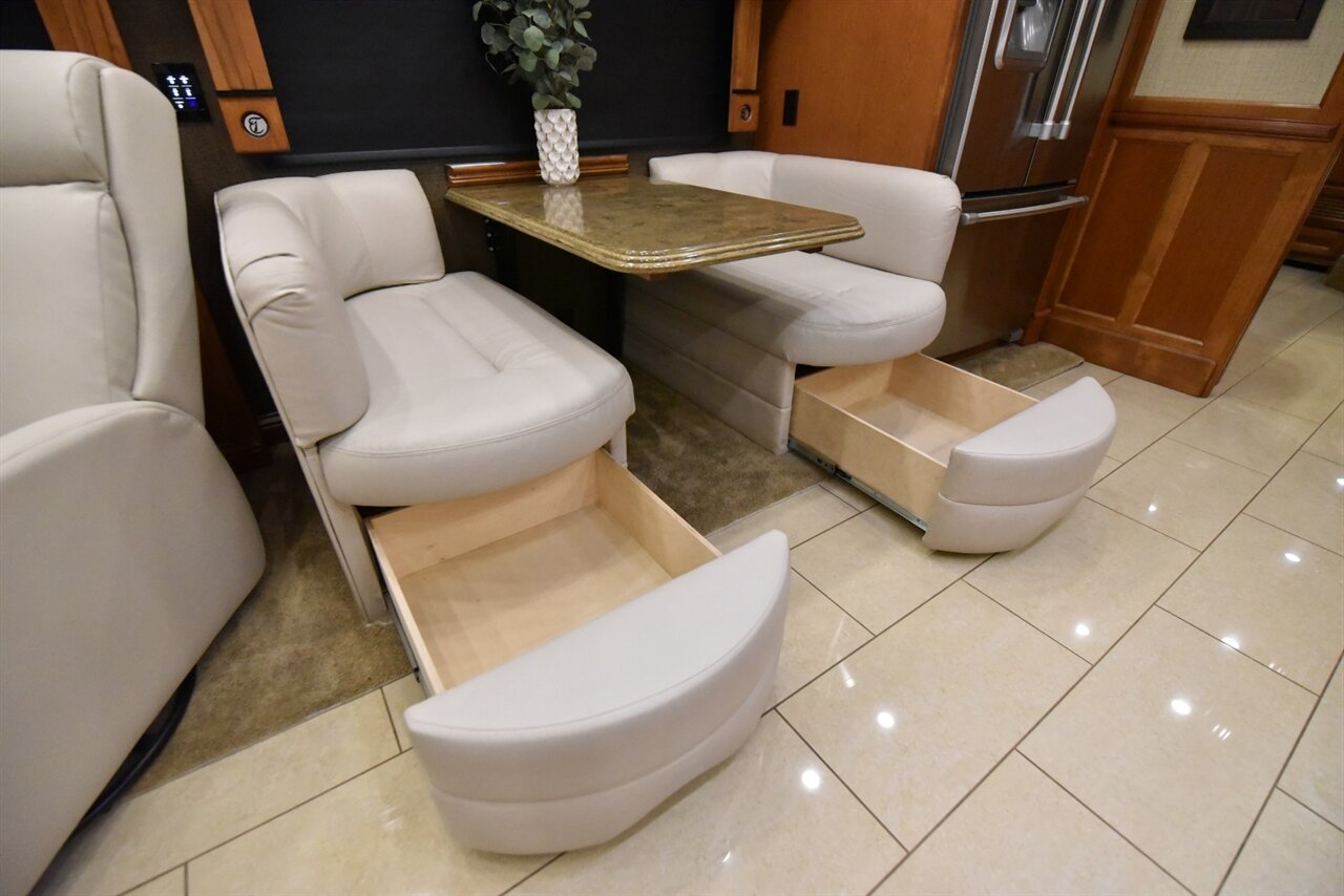 2016 Tiffin Phaeton 36GH   - Photo 57 - Orange, CA 92867