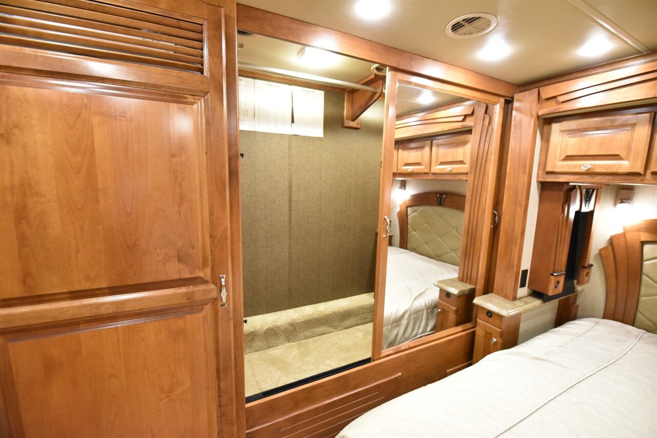 2016 Tiffin Phaeton 36GH   - Photo 72 - Orange, CA 92867