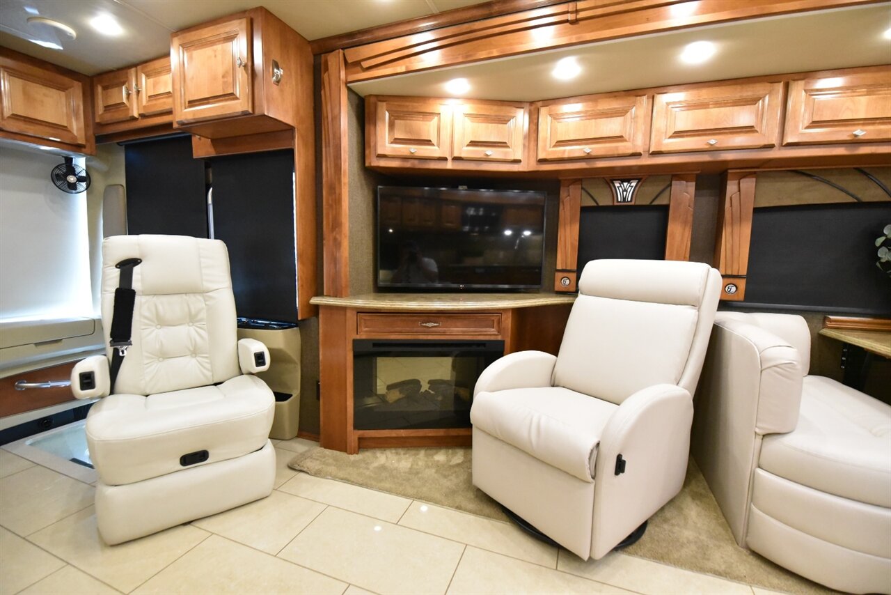 2016 Tiffin Phaeton 36GH   - Photo 42 - Orange, CA 92867