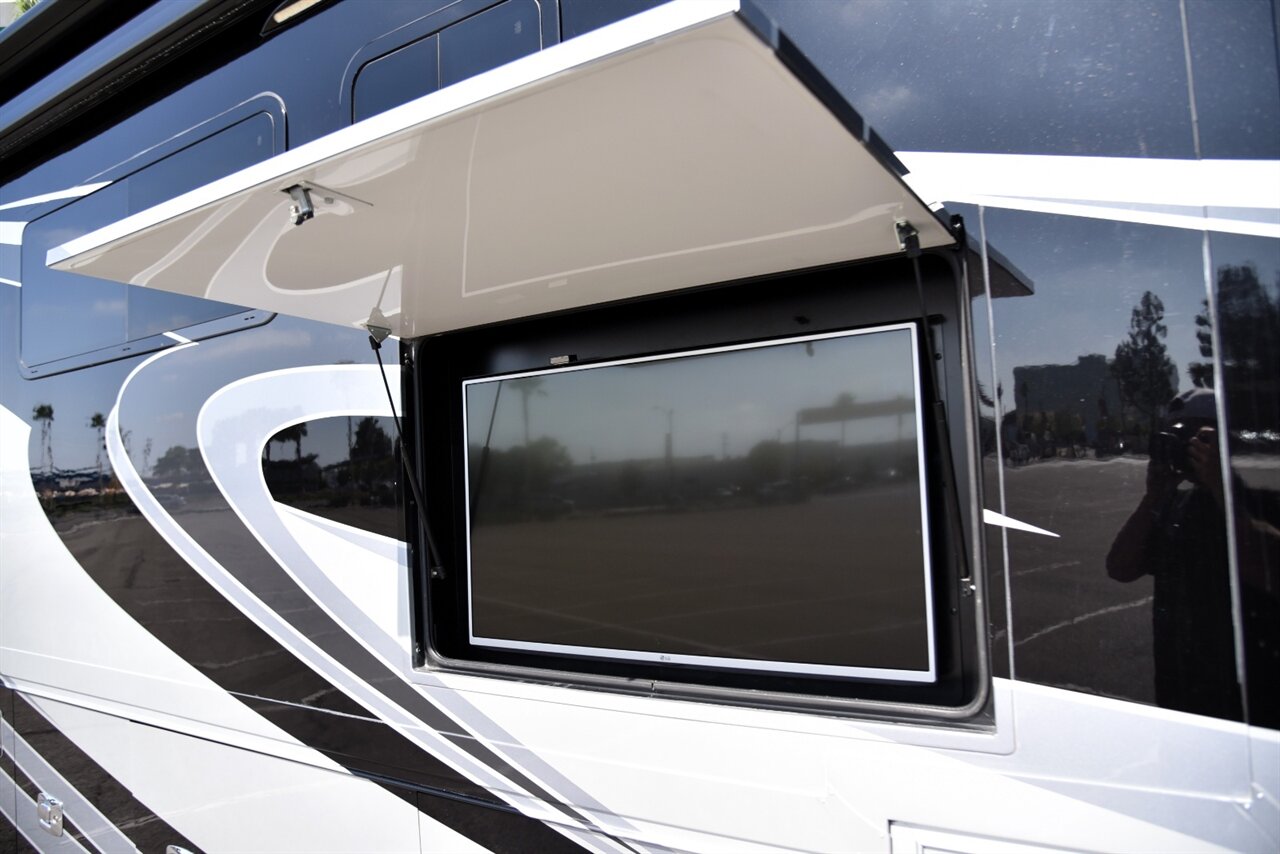 2016 Tiffin Phaeton 36GH   - Photo 26 - Orange, CA 92867