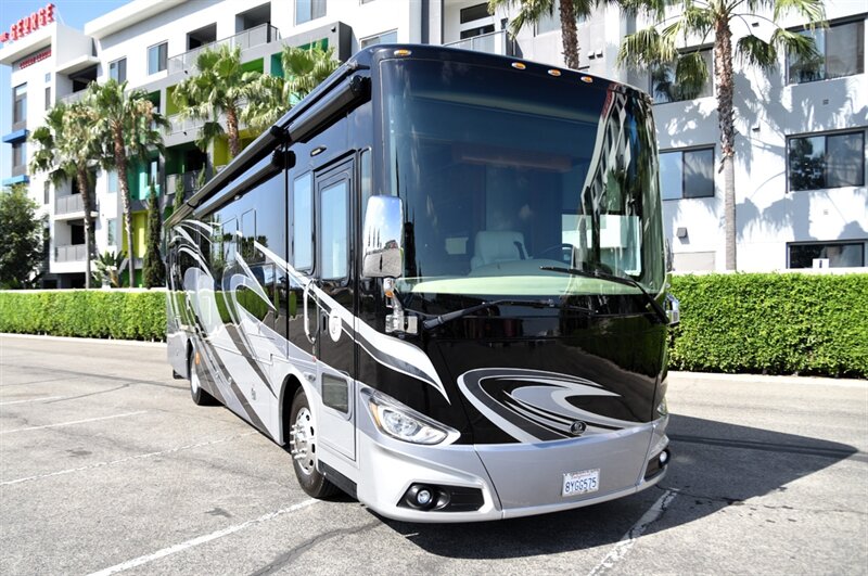 2016 Tiffin Phaeton 36GH   - Photo 4 - Orange, CA 92867