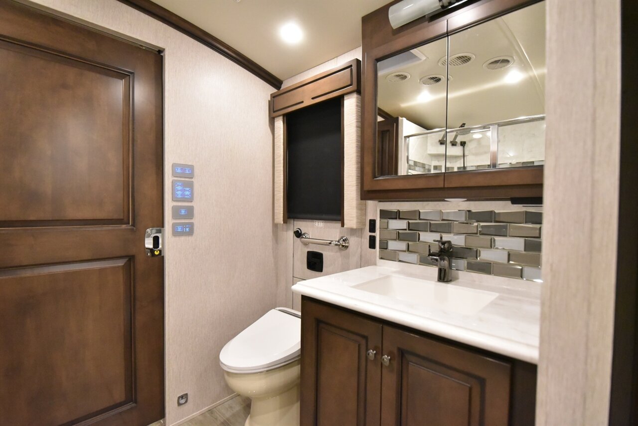 2021 Newmar Dutch Star 4362   - Photo 21 - Orange, CA 92867