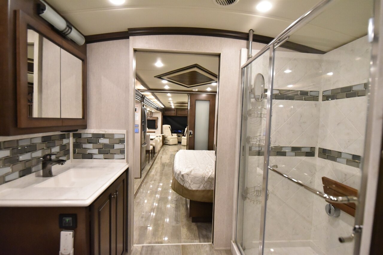 2021 Newmar Dutch Star 4362   - Photo 23 - Orange, CA 92867
