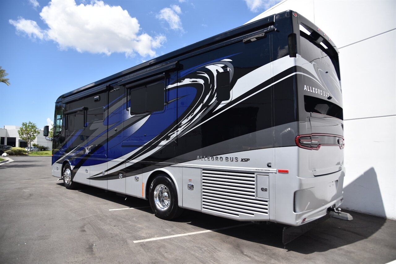 2023 Tiffin Allegro Bus - Photo 5 - Orange, CA 92867