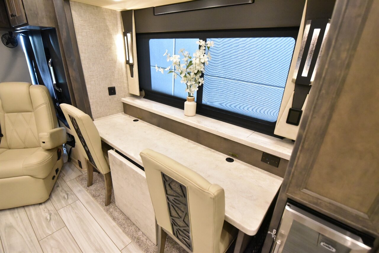 2023 Tiffin Allegro Bus   - Photo 18 - Orange, CA 92867