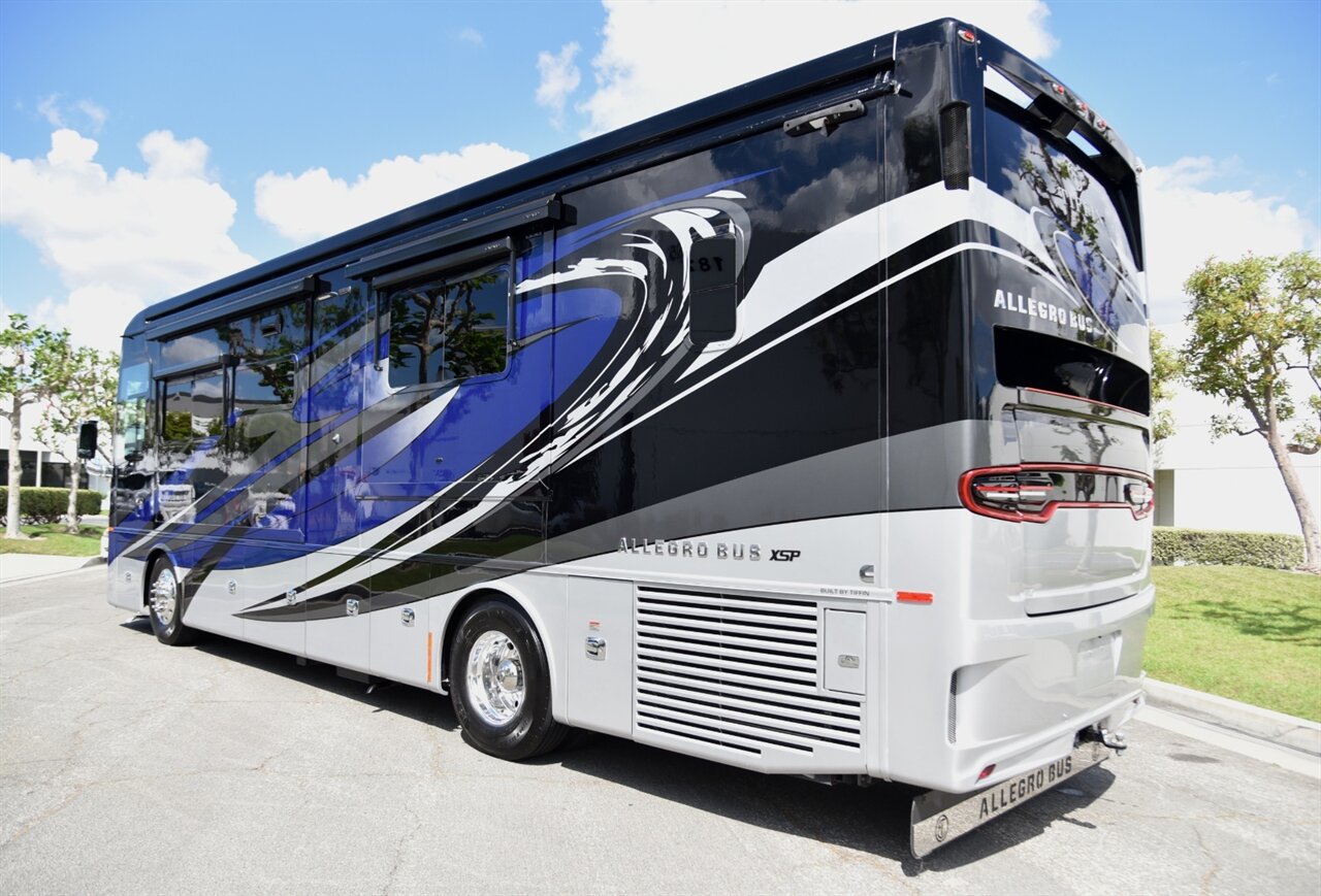 2023 Tiffin Allegro Bus   - Photo 5 - Orange, CA 92867
