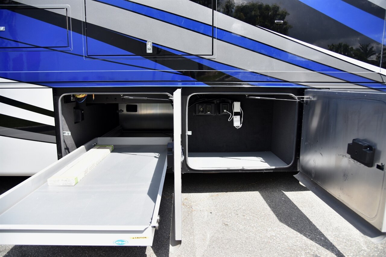 2023 Tiffin Allegro Bus   - Photo 49 - Orange, CA 92867