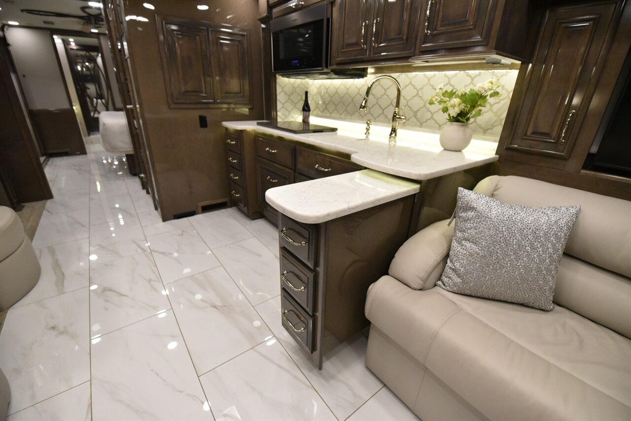2020 Entegra Cornerstone 45A - Photo 32 - Orange, CA 92867