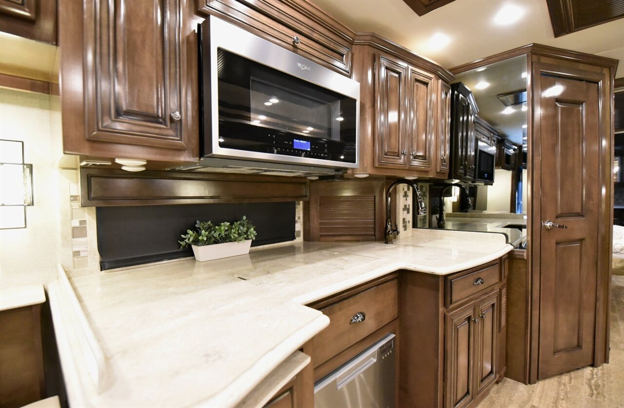 2019 Newmar Dutch Star - Photo 41 - Orange, CA 92867