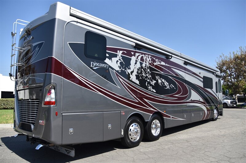 2022 Fleetwood Discovery  