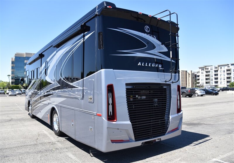 2022 Tiffin Allegro Red 33A - Photo 4 - Orange, CA 92867