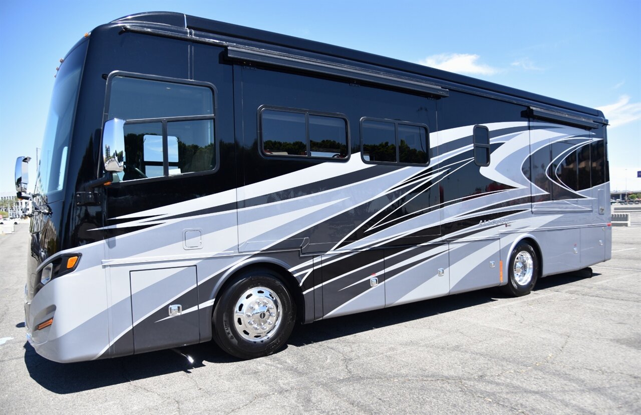 2022 Tiffin Allegro Red 33A - Photo 7 - Orange, CA 92867