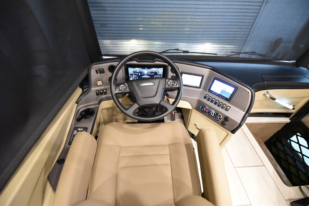 2022 Tiffin Allegro Red 33A - Photo 42 - Orange, CA 92867