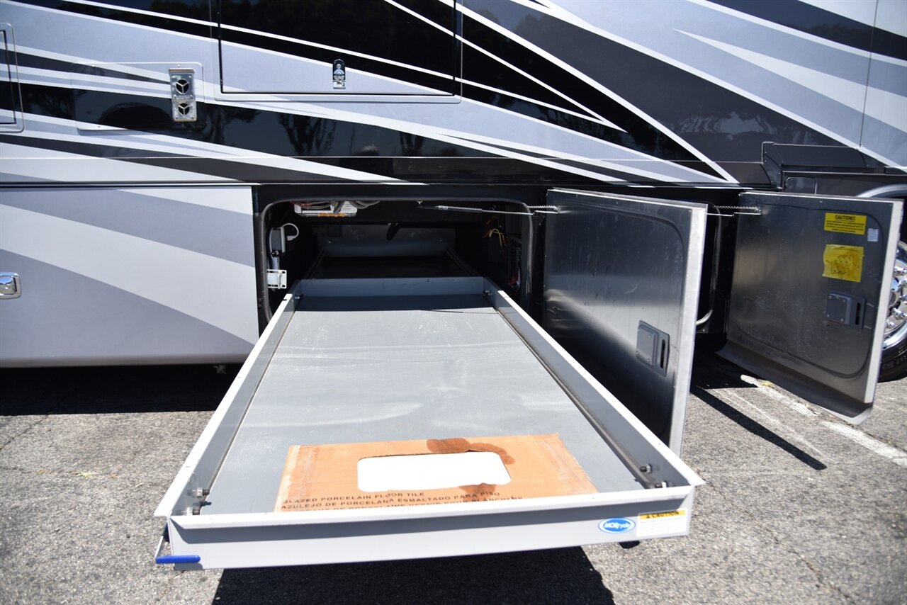 2022 Tiffin Allegro Red 33A - Photo 19 - Orange, CA 92867