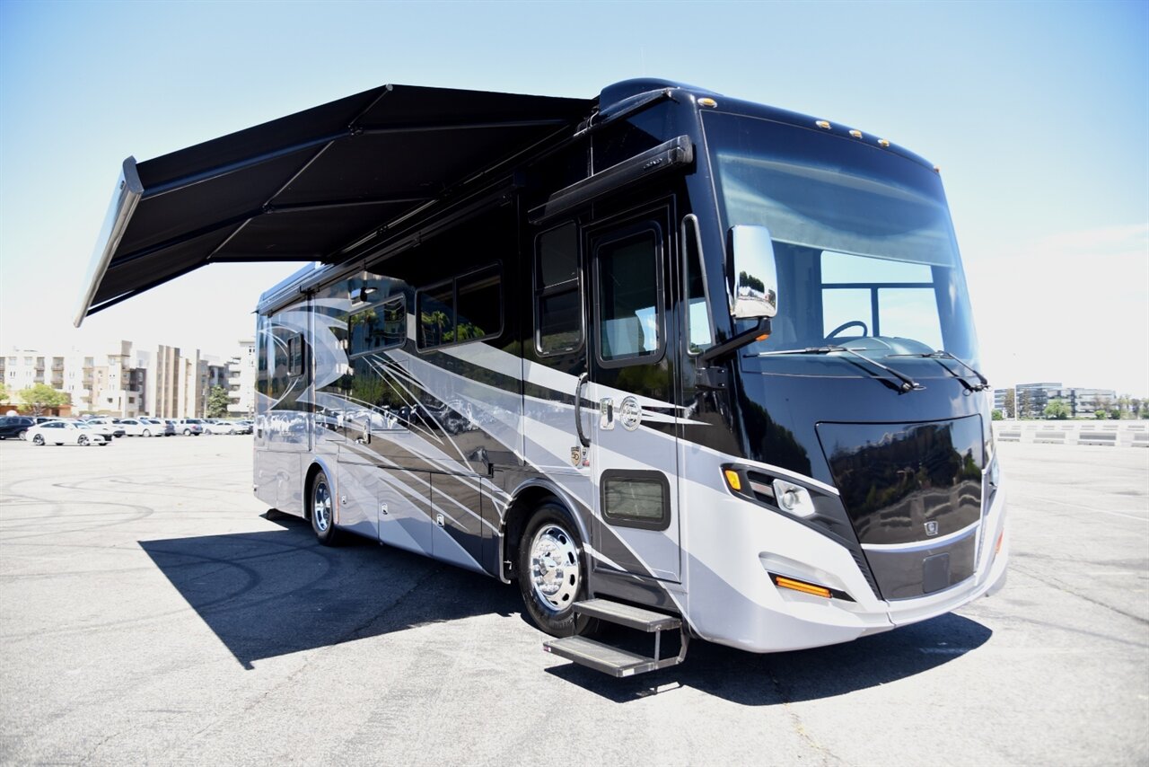 2022 Tiffin Allegro Red 33A - Photo 17 - Orange, CA 92867