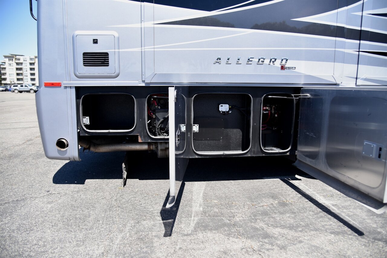 2022 Tiffin Allegro Red 33A - Photo 21 - Orange, CA 92867