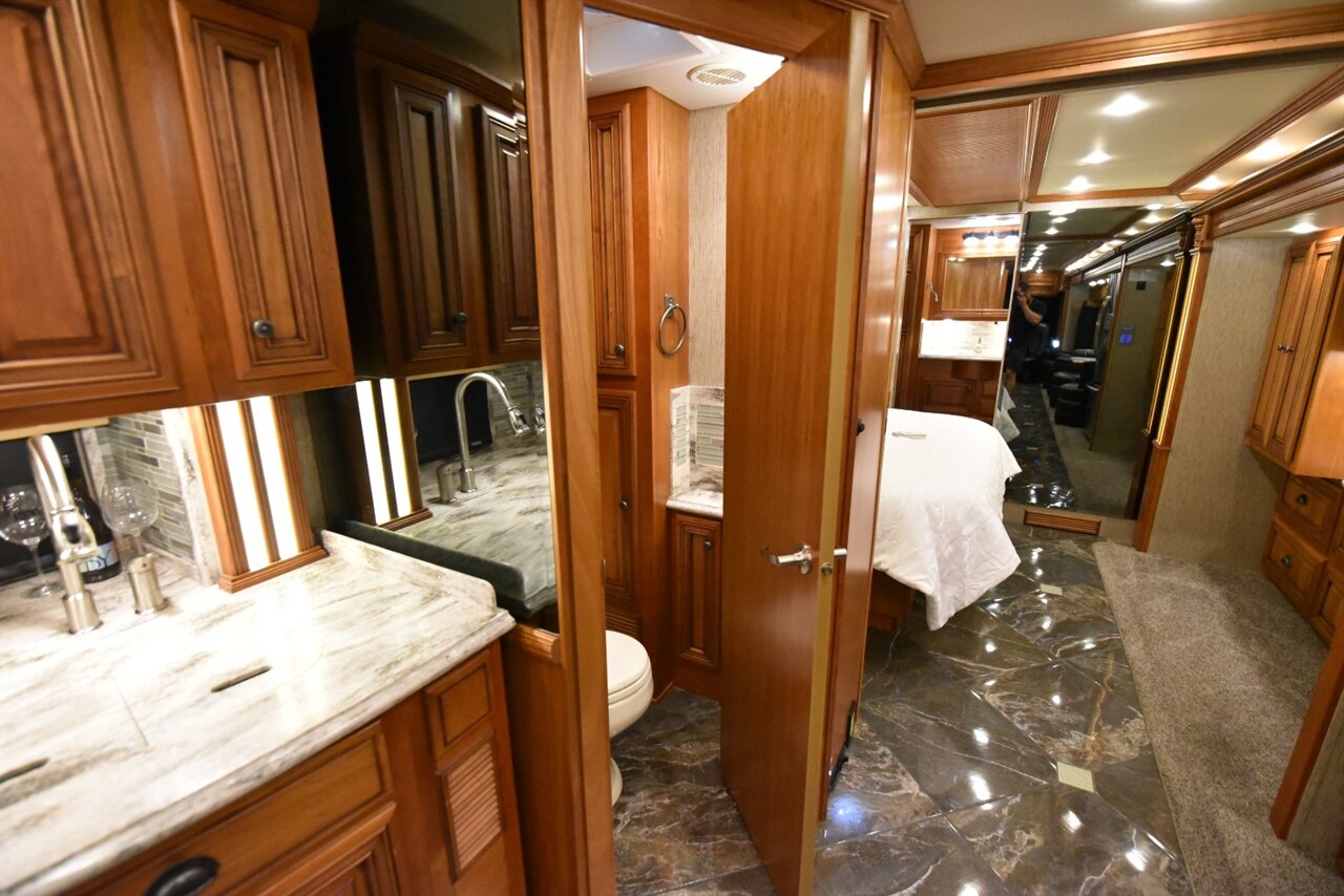 2015 Newmar Dutch Star 4018 - Photo 68 - Orange, CA 92867