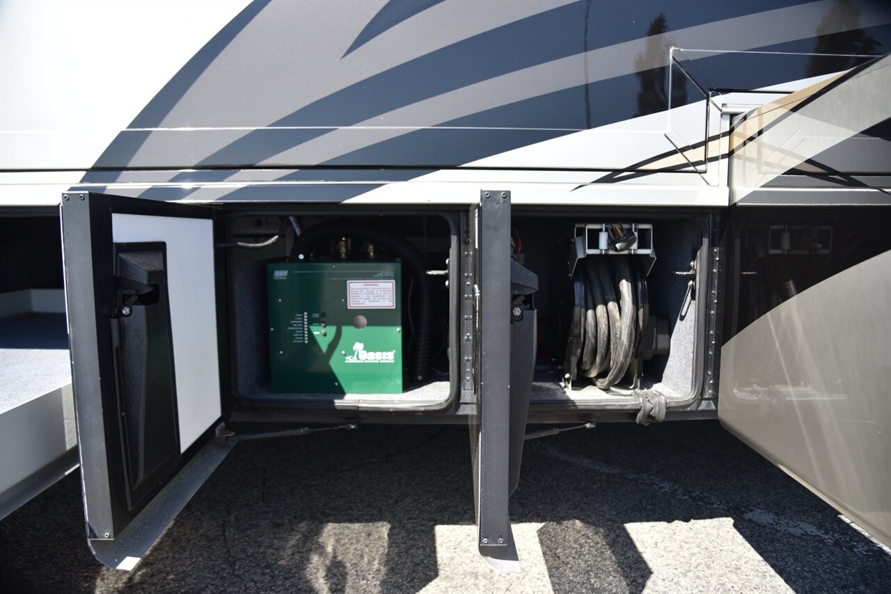 2015 Newmar Dutch Star 4018 - Photo 38 - Orange, CA 92867