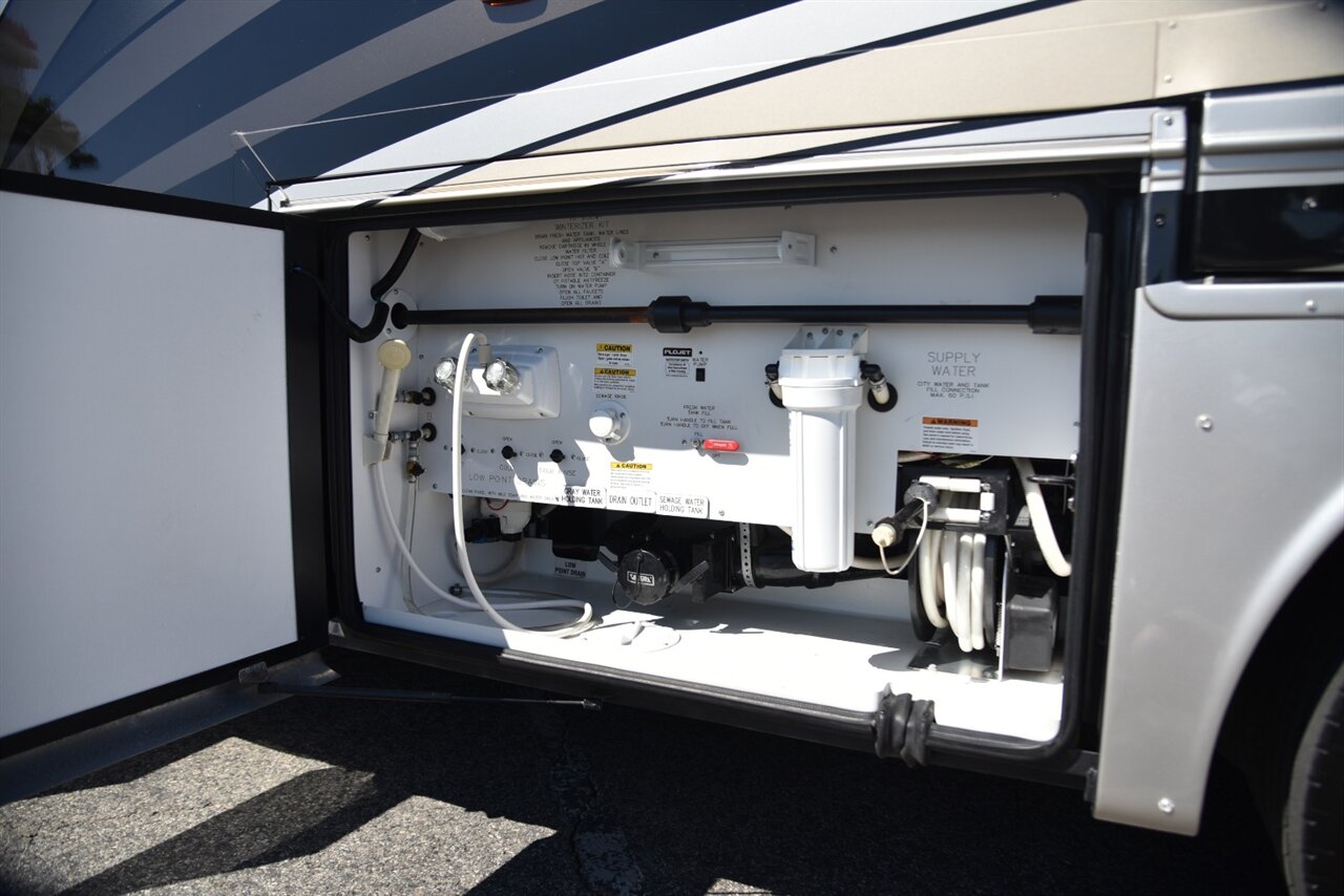 2015 Newmar Dutch Star 4018 - Photo 41 - Orange, CA 92867