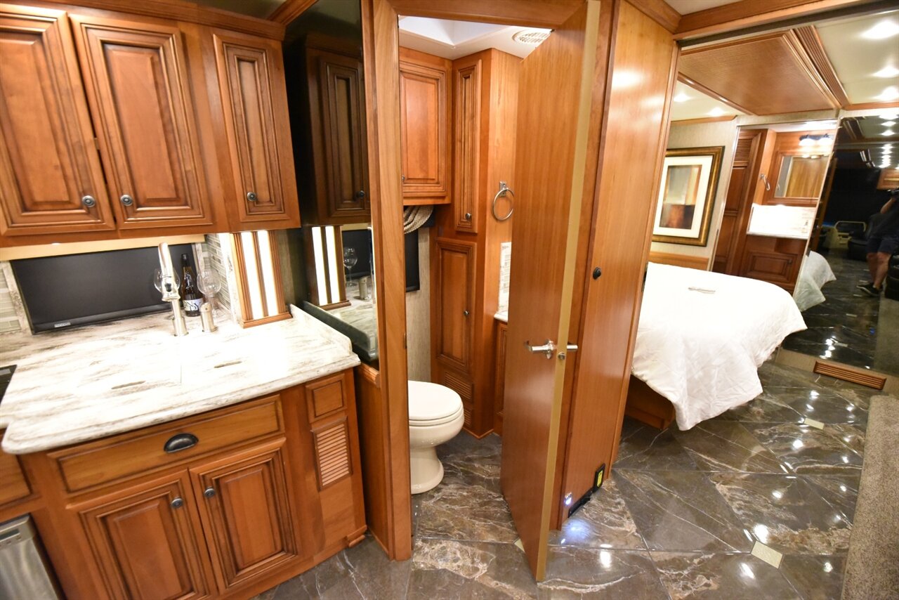2015 Newmar Dutch Star 4018 - Photo 66 - Orange, CA 92867