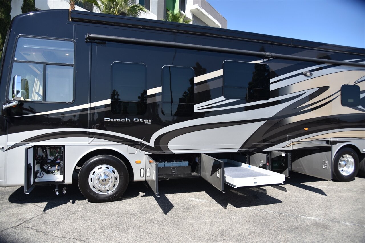 2015 Newmar Dutch Star 4018 - Photo 32 - Orange, CA 92867