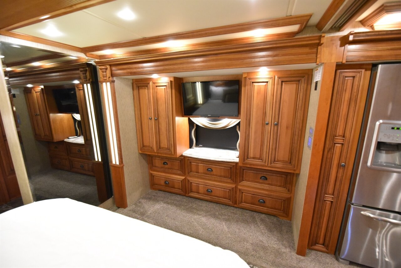 2015 Newmar Dutch Star 4018 - Photo 71 - Orange, CA 92867
