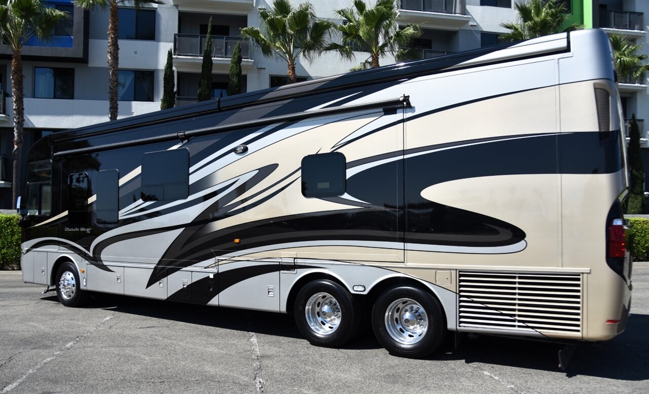 2015 Newmar Dutch Star 4018 - Photo 12 - Orange, CA 92867
