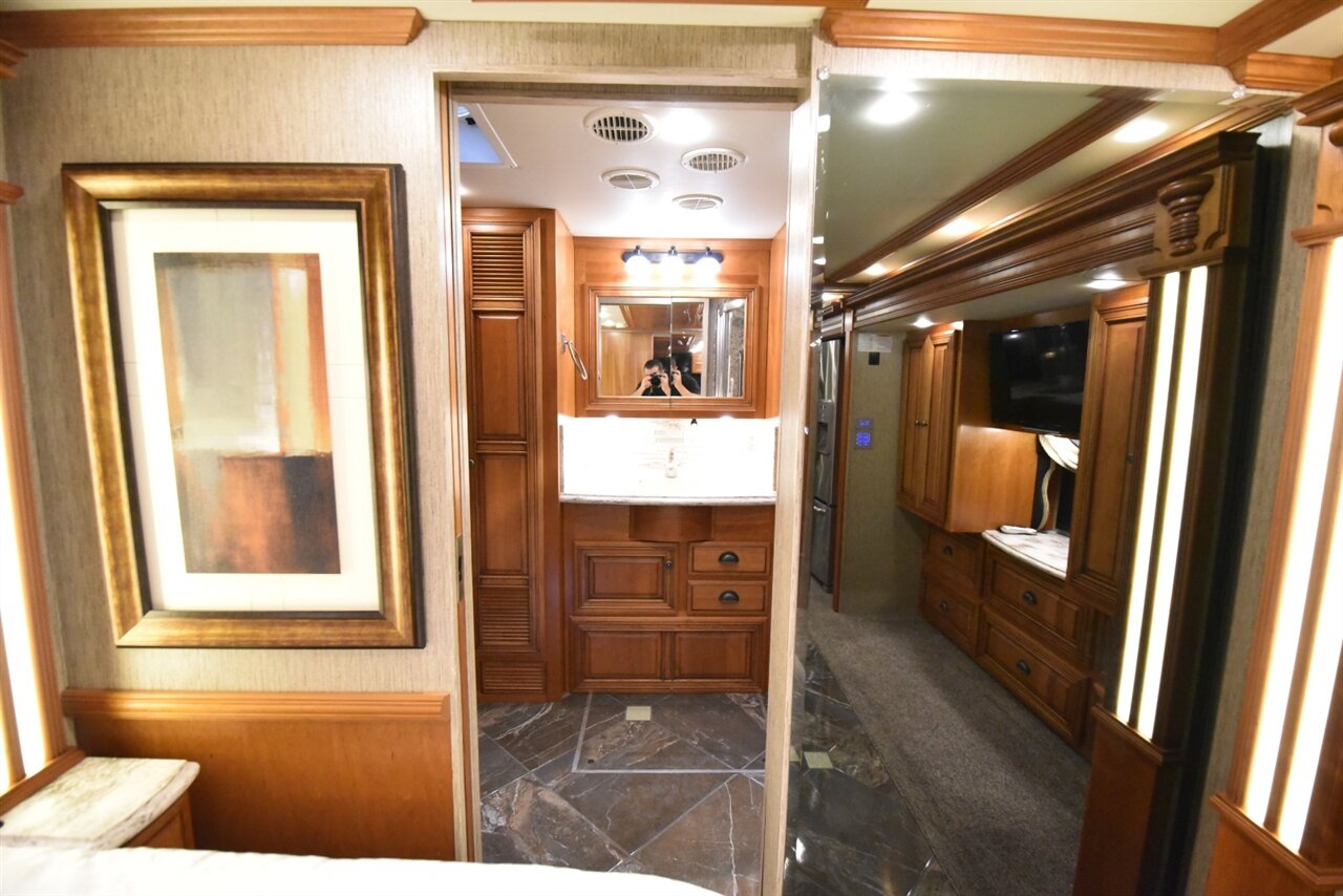2015 Newmar Dutch Star 4018 - Photo 73 - Orange, CA 92867