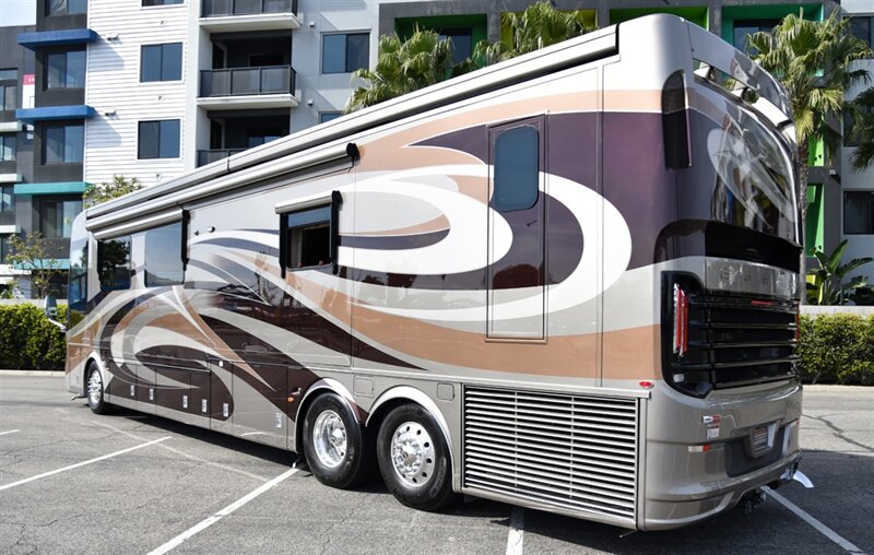 2019 Newmar Essex 4543   - Photo 4 - Orange, CA 92867