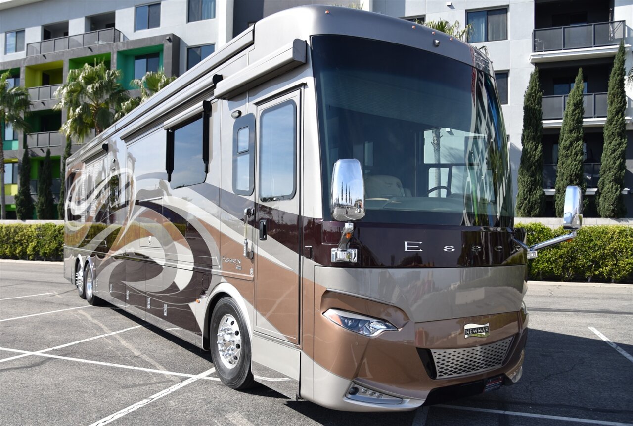 2019 Newmar Essex 4543   - Photo 8 - Orange, CA 92867