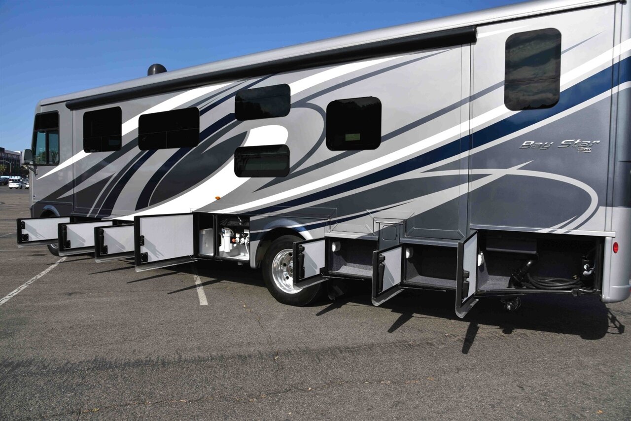 2021 NEWMAR BAYSTAR 3616 - Photo 18 - Orange, CA 92867