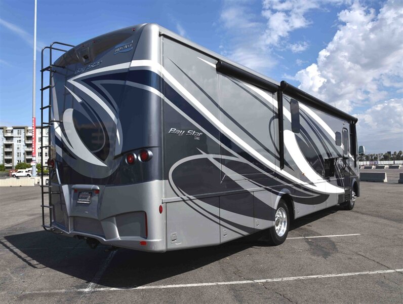 2021 NEWMAR BAYSTAR 3616 - Photo 2 - Orange, CA 92867