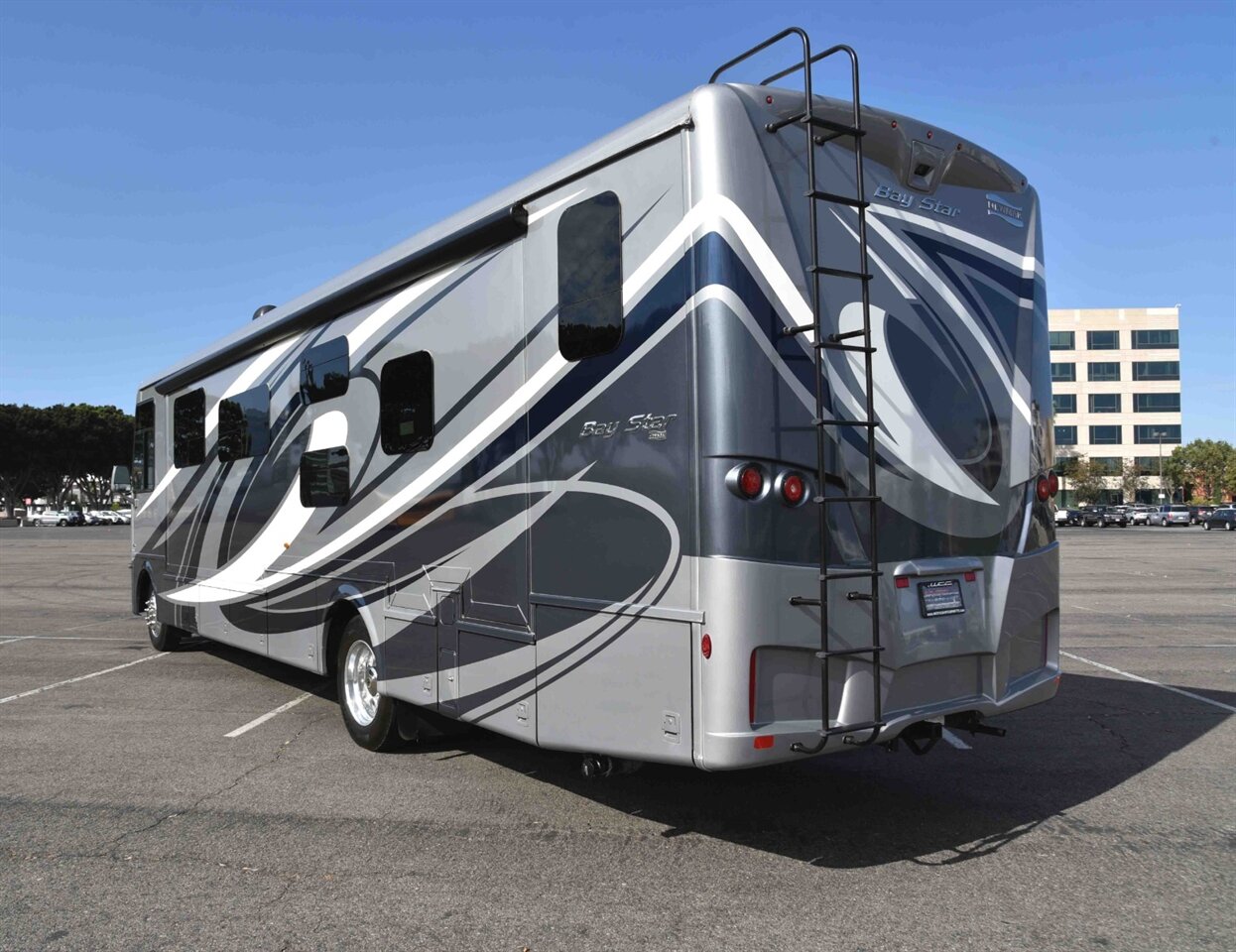 2021 NEWMAR BAYSTAR 3616 - Photo 12 - Orange, CA 92867