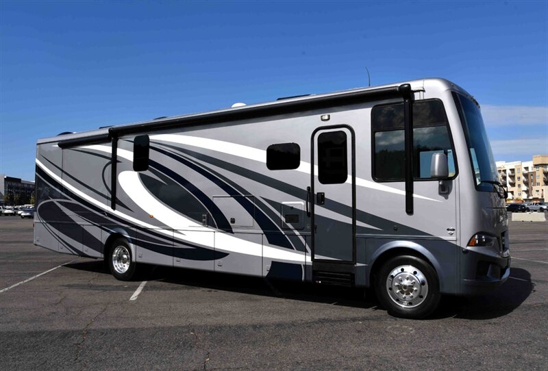 2021 NEWMAR BAYSTAR 3616 - Photo 4 - Orange, CA 92867