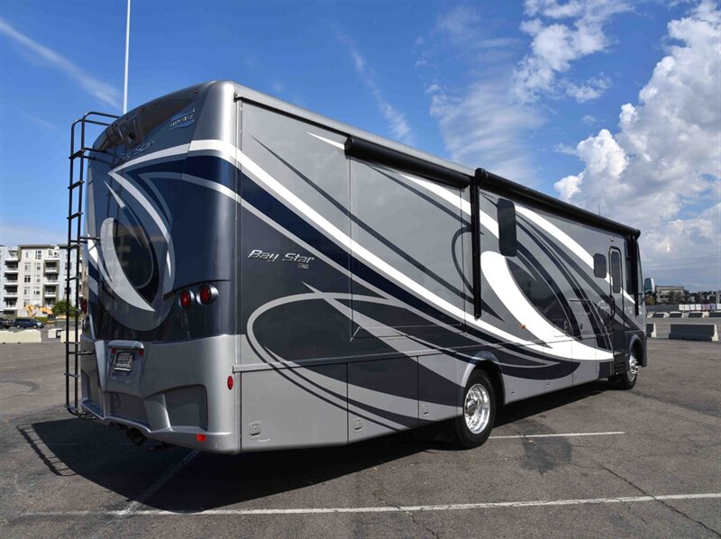 2021 NEWMAR BAYSTAR 3616 - Photo 1 - Orange, CA 92867