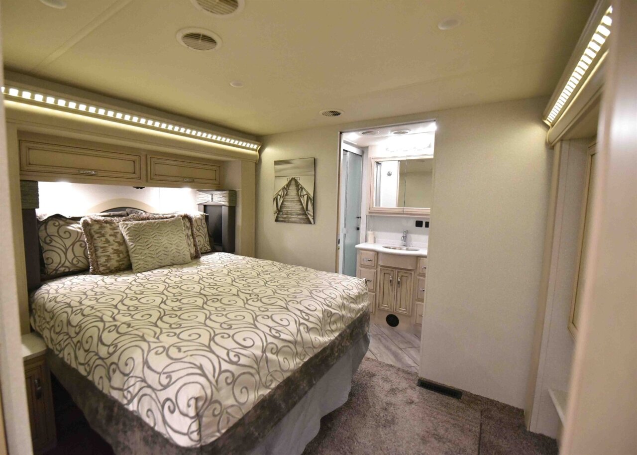2021 NEWMAR BAYSTAR 3616 - Photo 39 - Orange, CA 92867