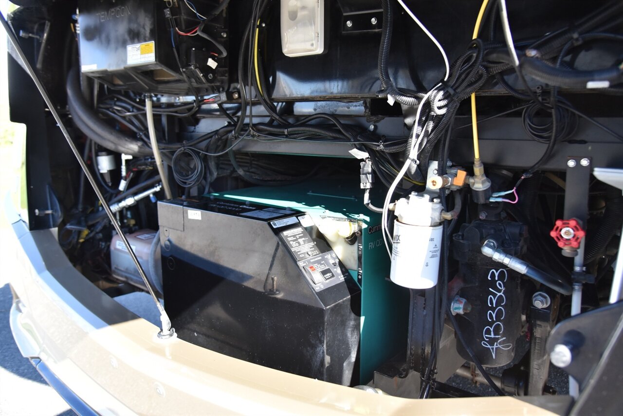 2017 Newmar Ventana 3724 - Photo 44 - Orange, CA 92867