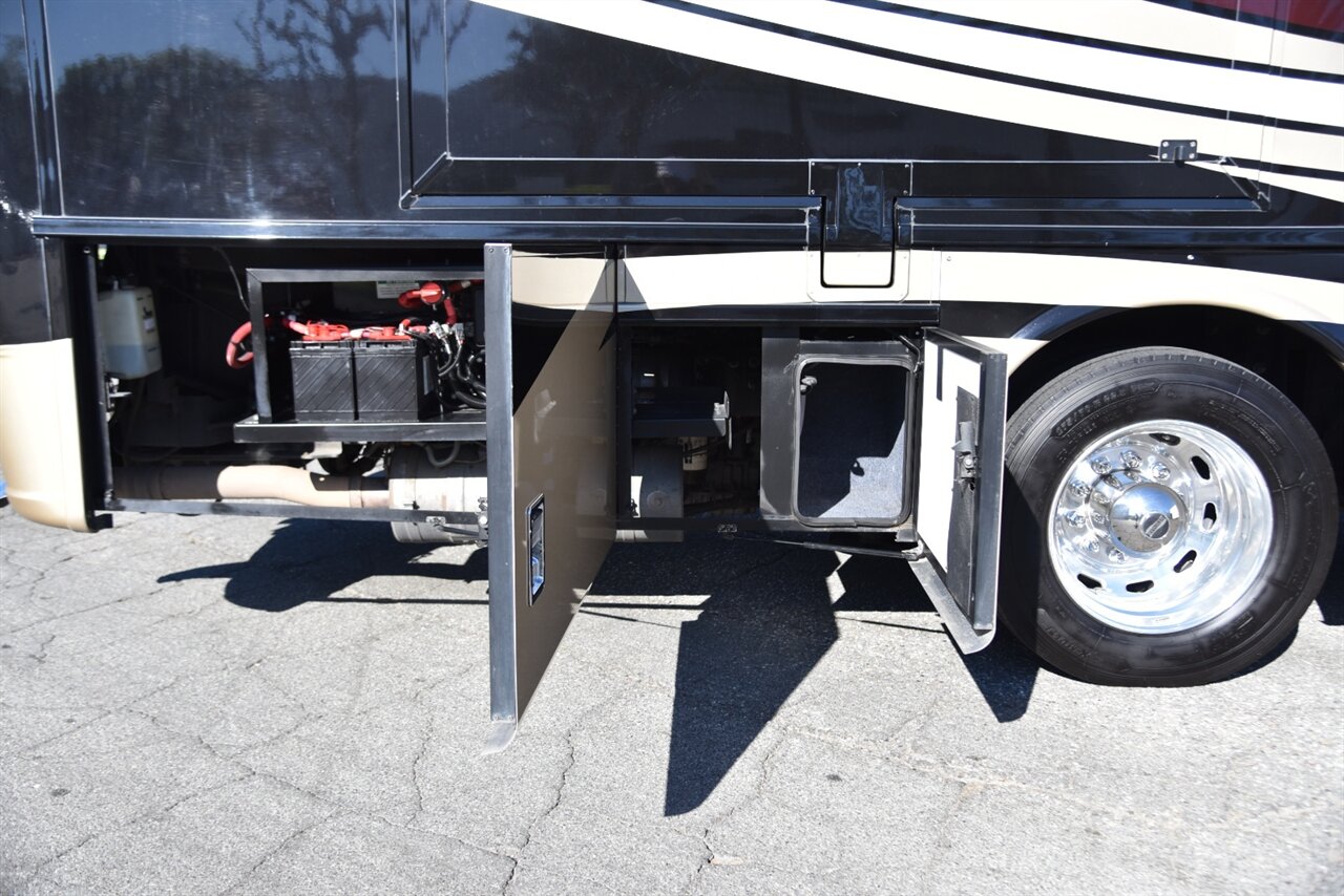 2017 Newmar Ventana 3724 - Photo 63 - Orange, CA 92867