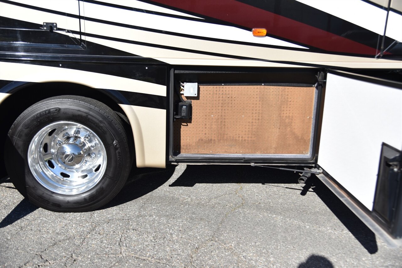 2017 Newmar Ventana 3724 - Photo 47 - Orange, CA 92867